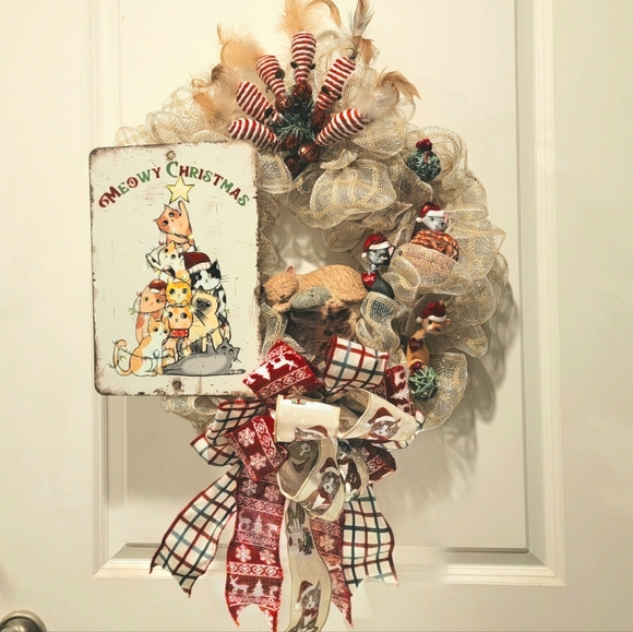 Christmas Cat Dream Wreath Deco Mesh Bow - Picture 11 of 11